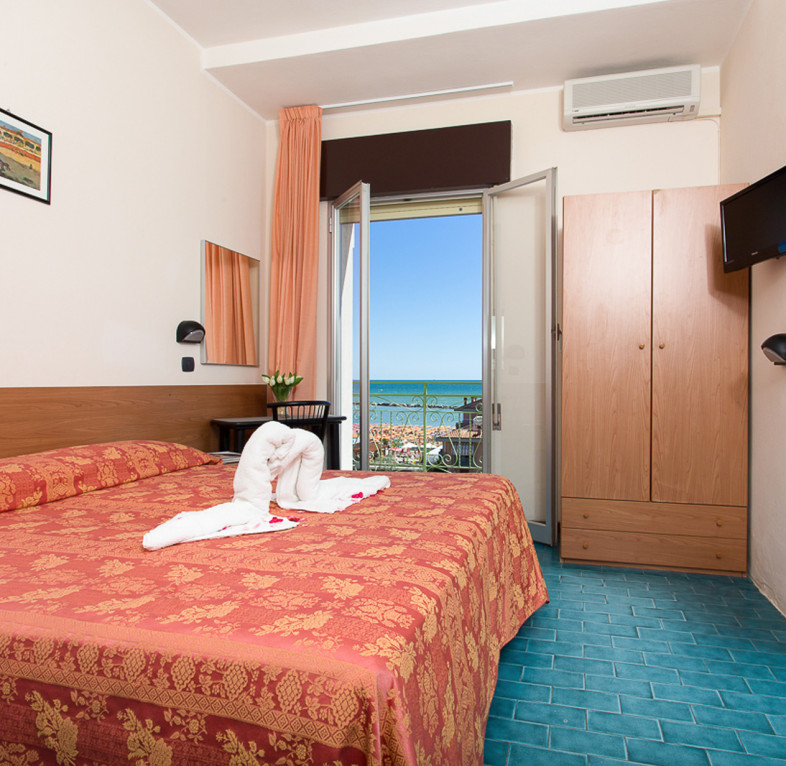 media.Gallery_CameraBasic_HotelRock_LidodiSavio